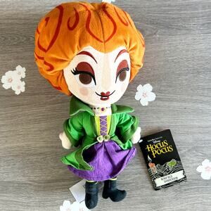 Disney Store Winifred Winnie Sanderson Sister Hocus Pocus Witch Soft Plush NWT